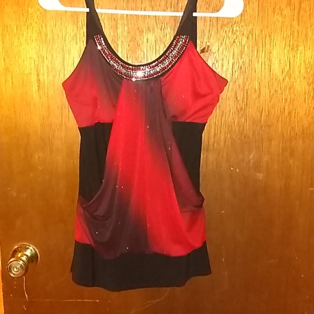 Sleeve less blouse